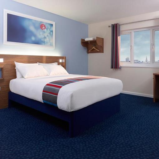 Travelodge London Richmond Central Exterior photo